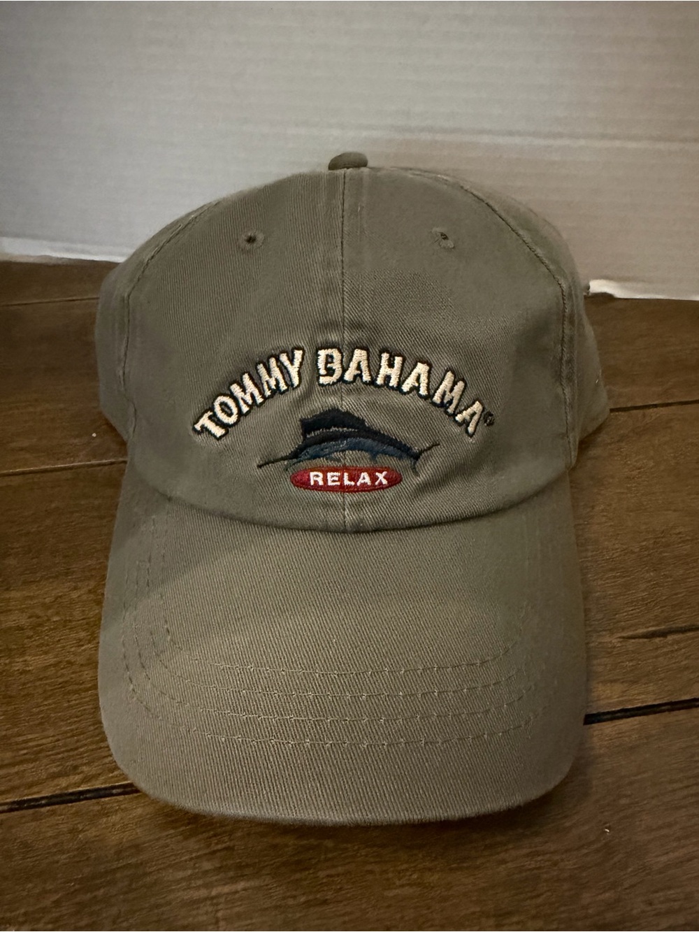 Tommy Bahama grey baseball cap